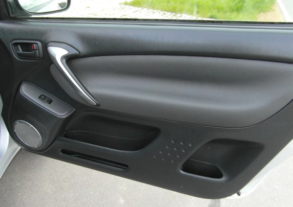 Toyota RAV4 cena 37000 przebieg: 138000, rok produkcji 2004 z Kraków małe 781